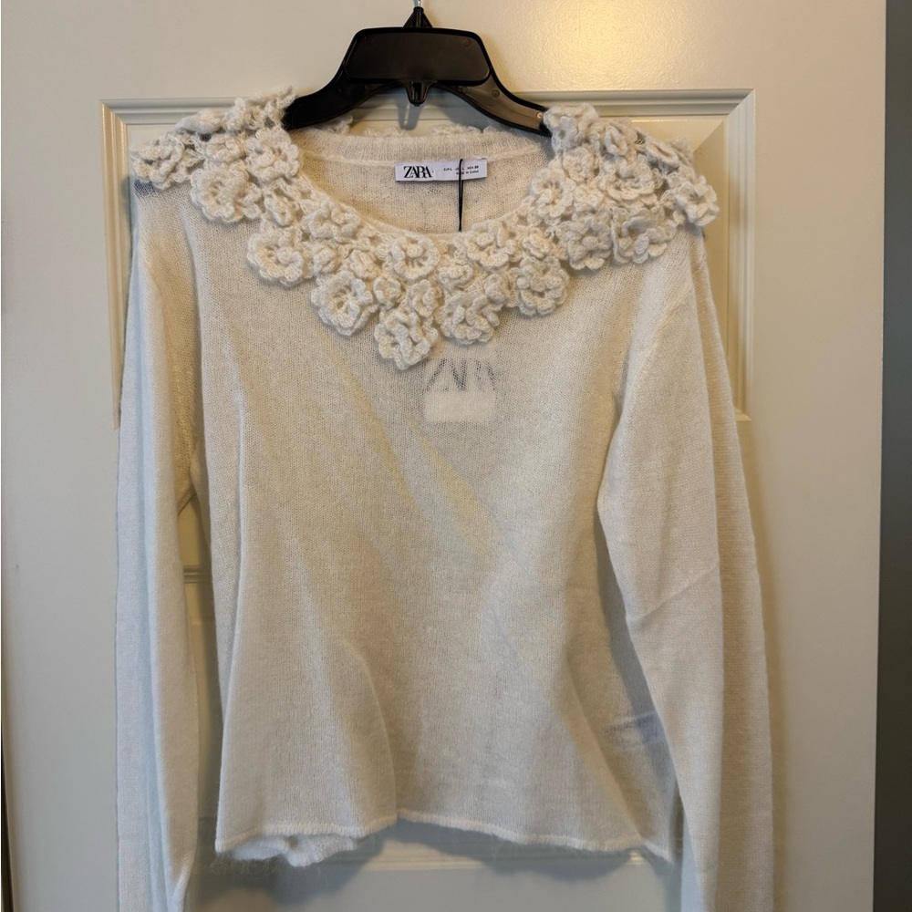 NWT Zara Ivory Knit with Textured Floral Detail